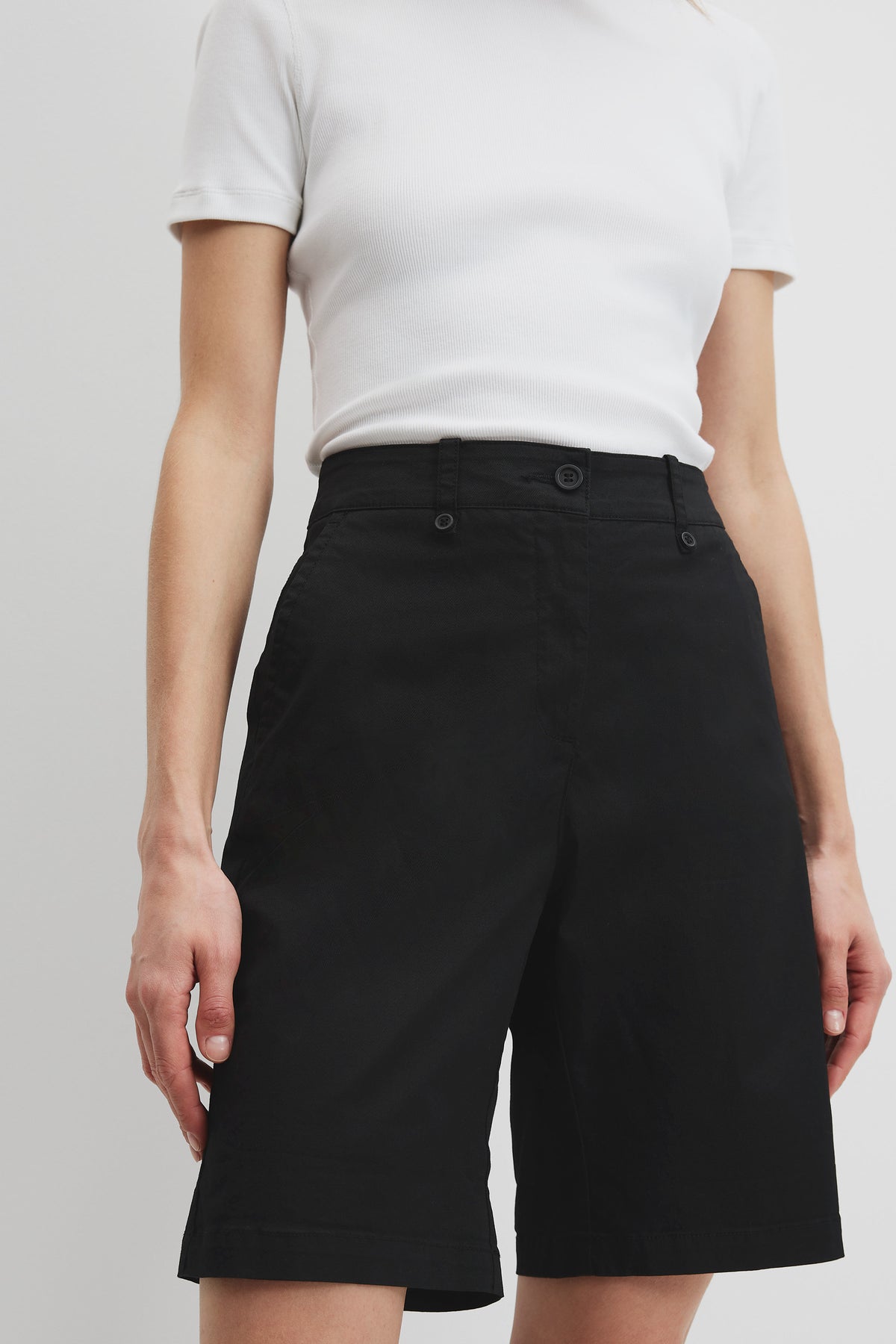 Cotton Twill Walk Short