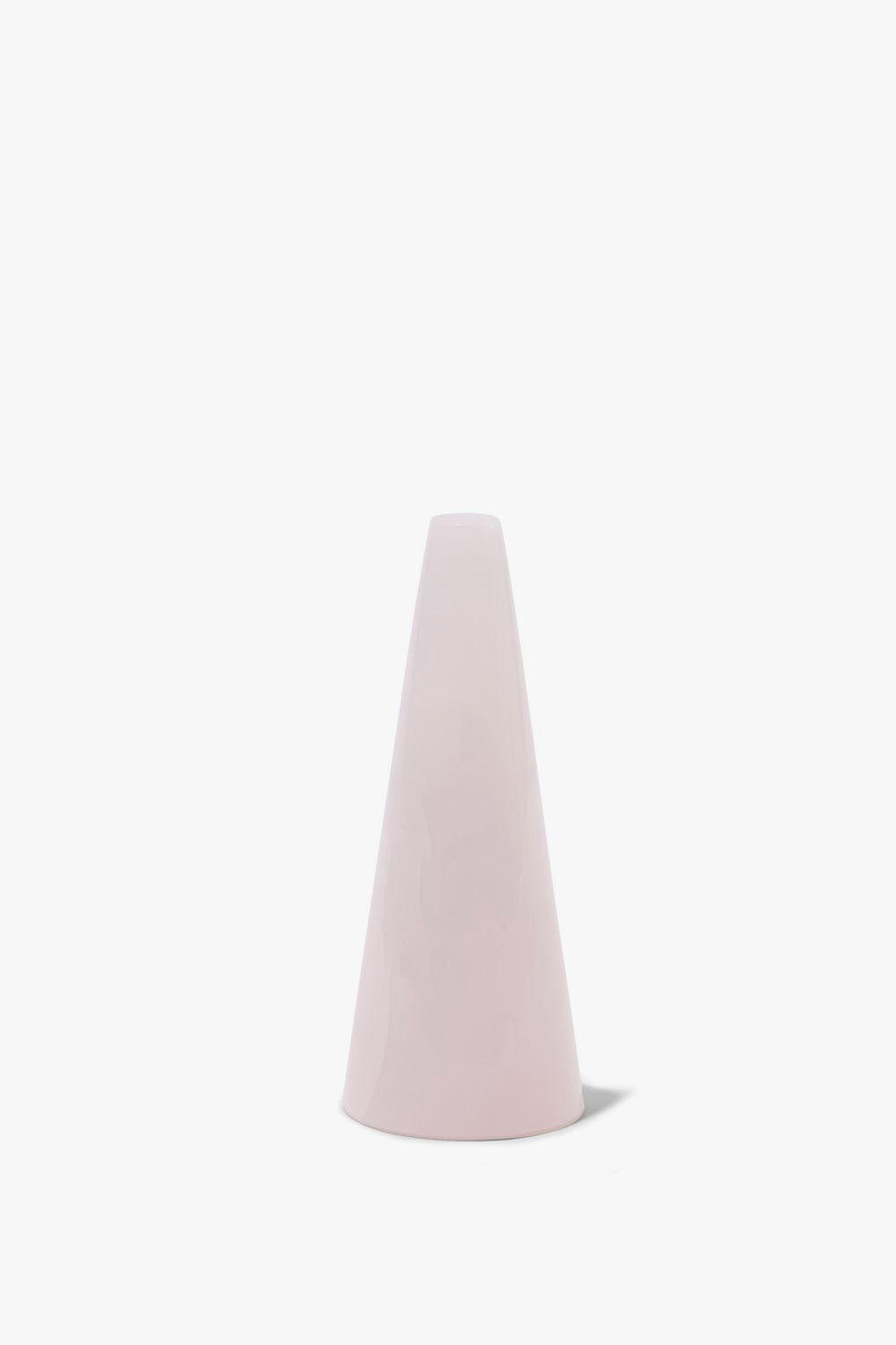 Ally Quartz Ring Stand