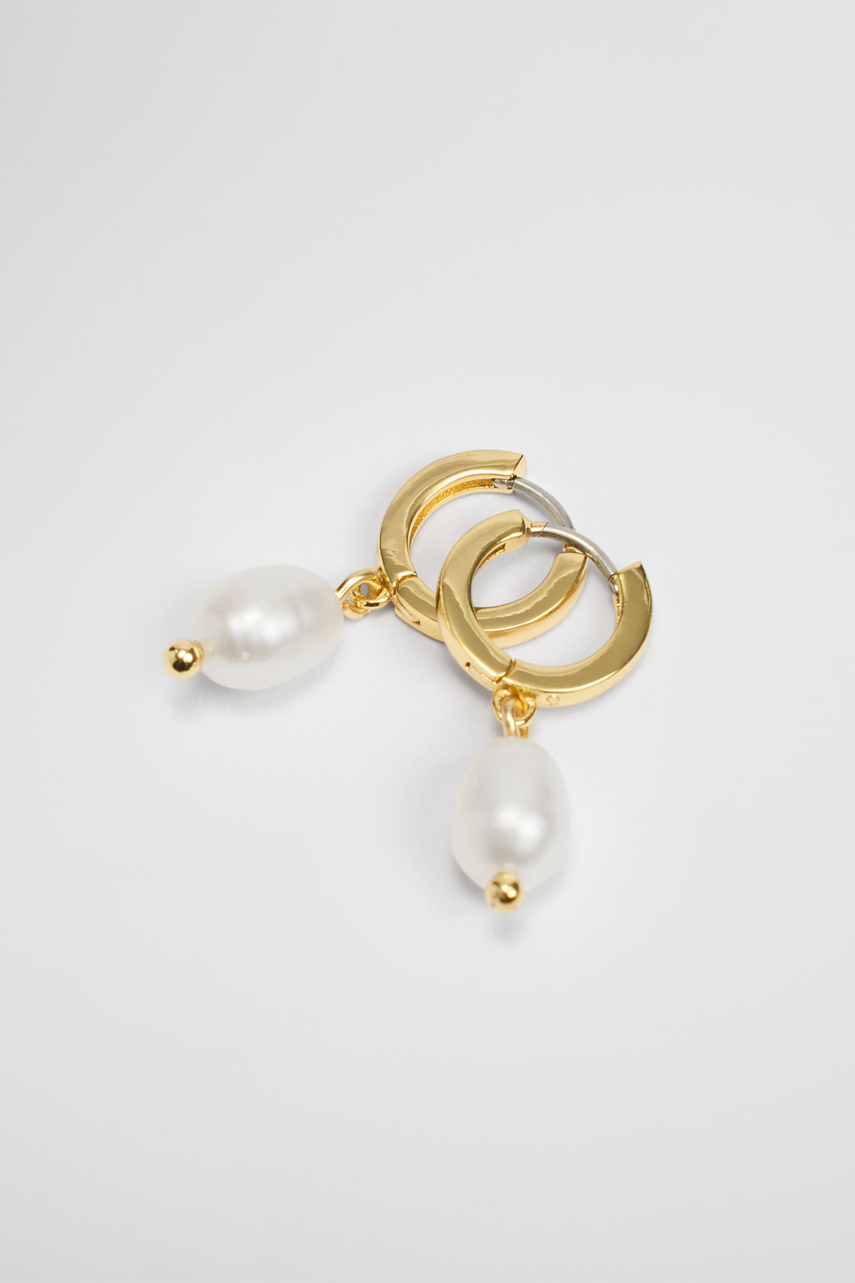 Ava Mini Pearl Hoop Earring