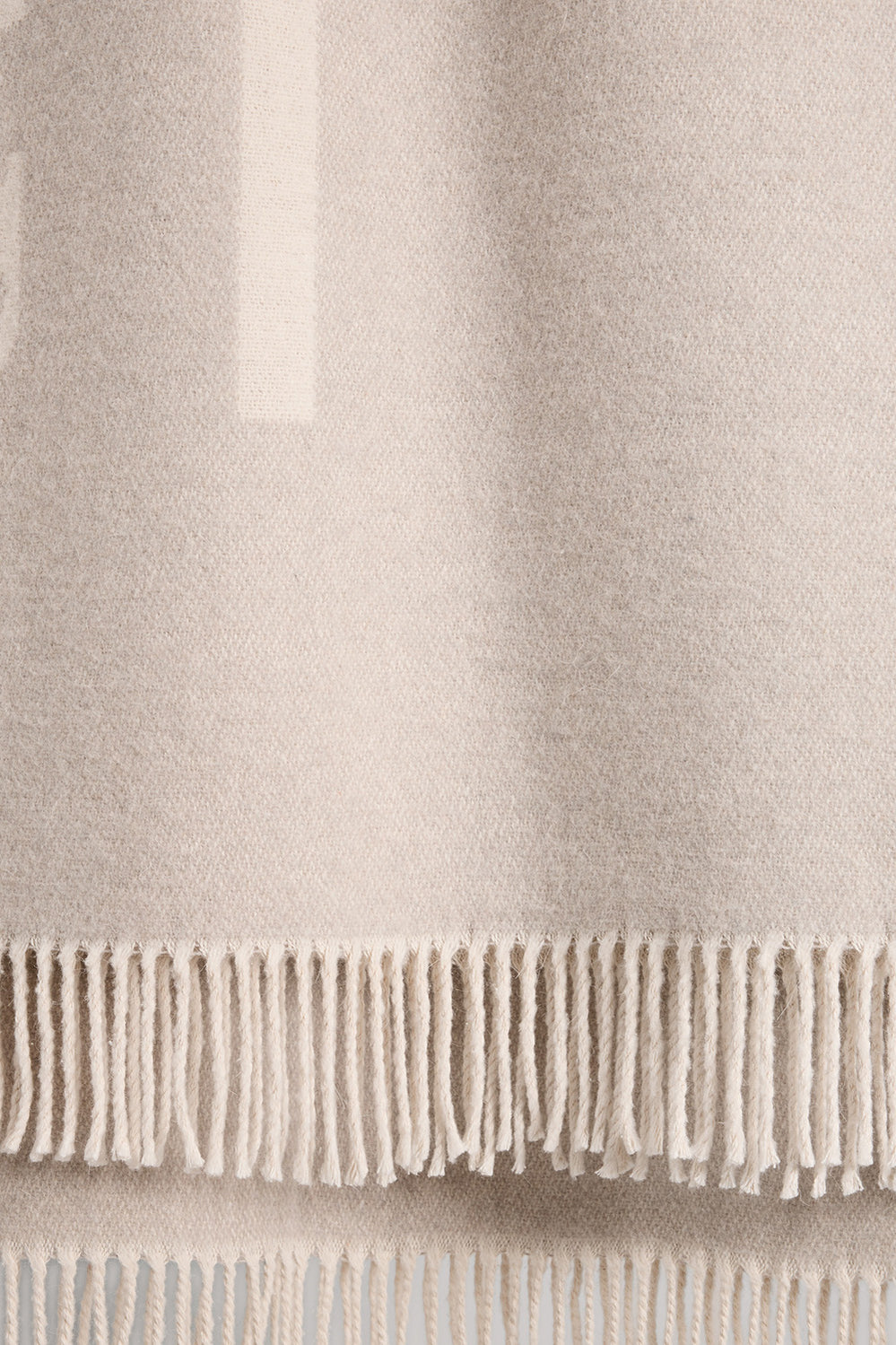 Cr Cotton Blend Logo Throw