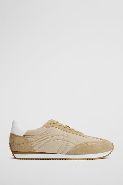 Jaya Sneaker