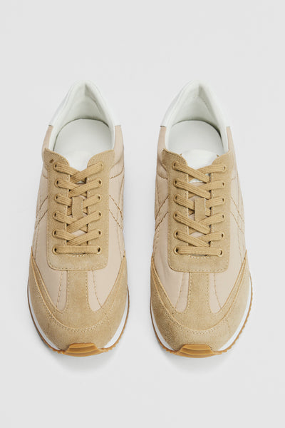 Jaya Sneaker