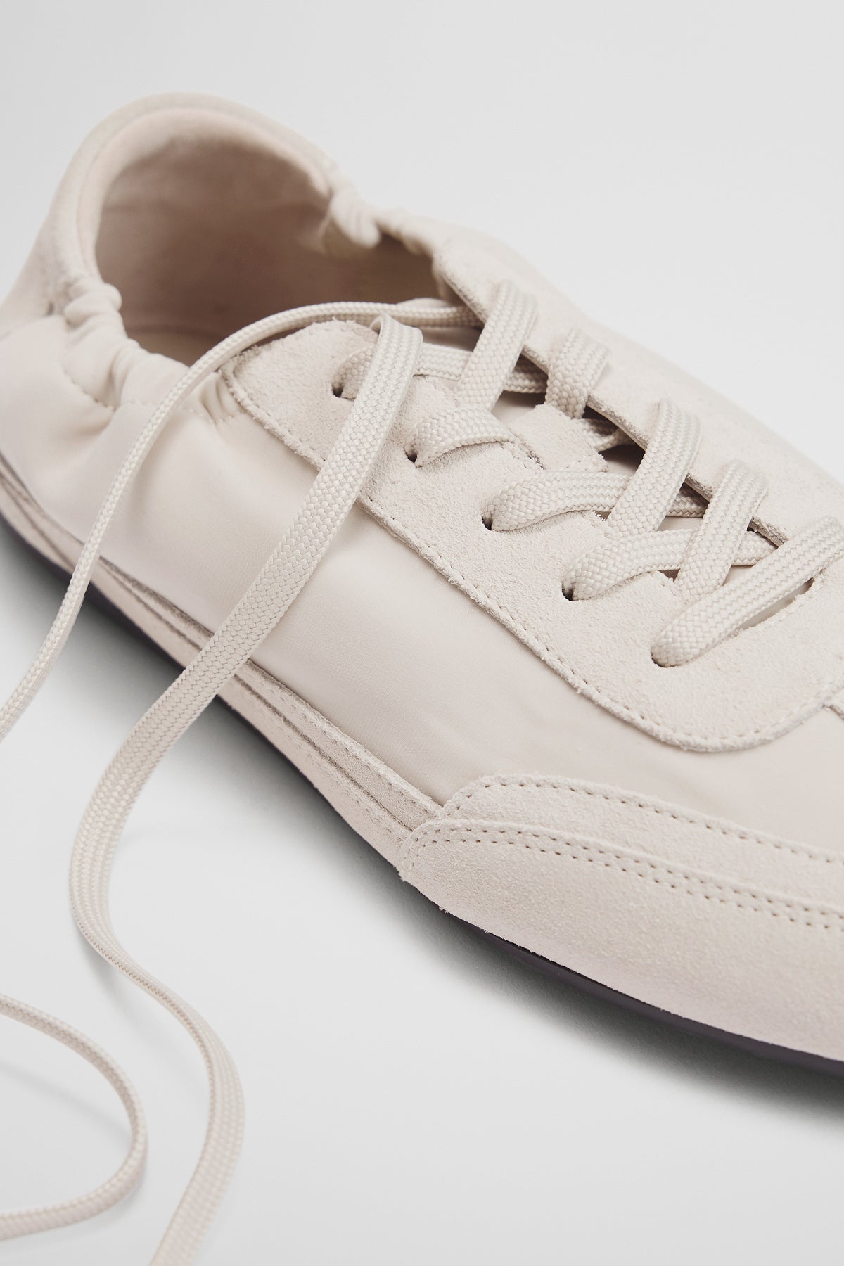 Mica Sneaker