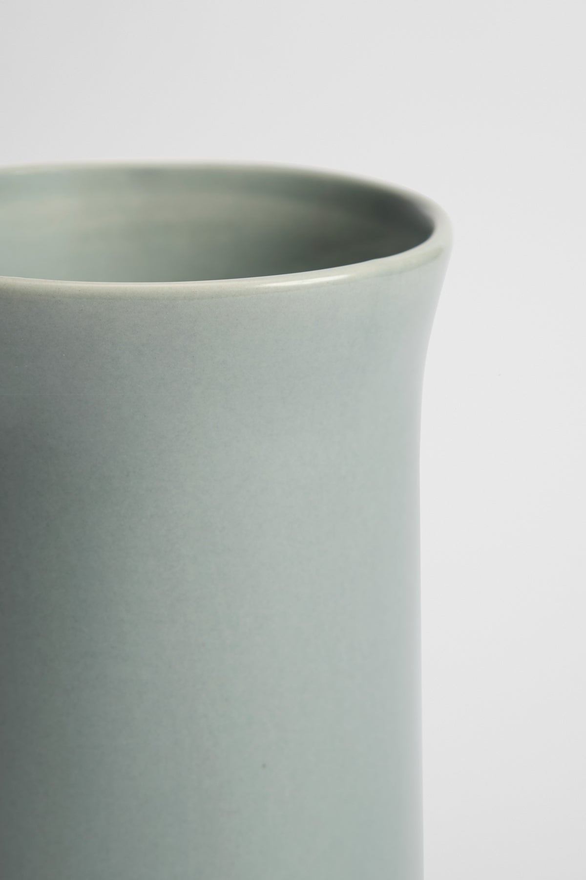 Vara Small Stoneware Vase