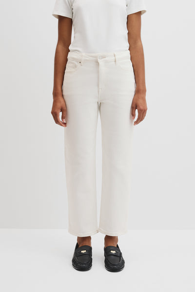 Classic Mid Rise Straight Jean