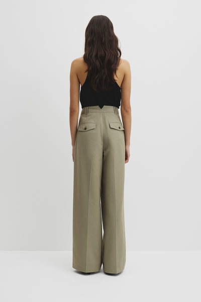 Tuck Front Pant