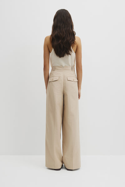 Tuck Front Pant