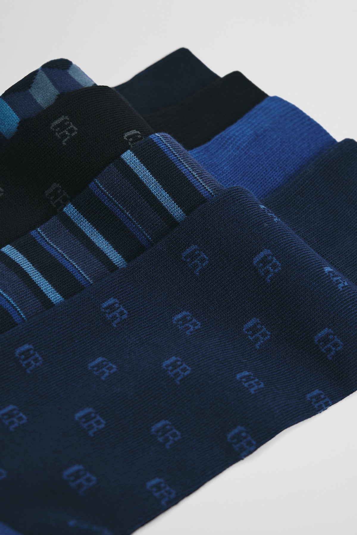 Cr Pattern Sock Pack Of 4