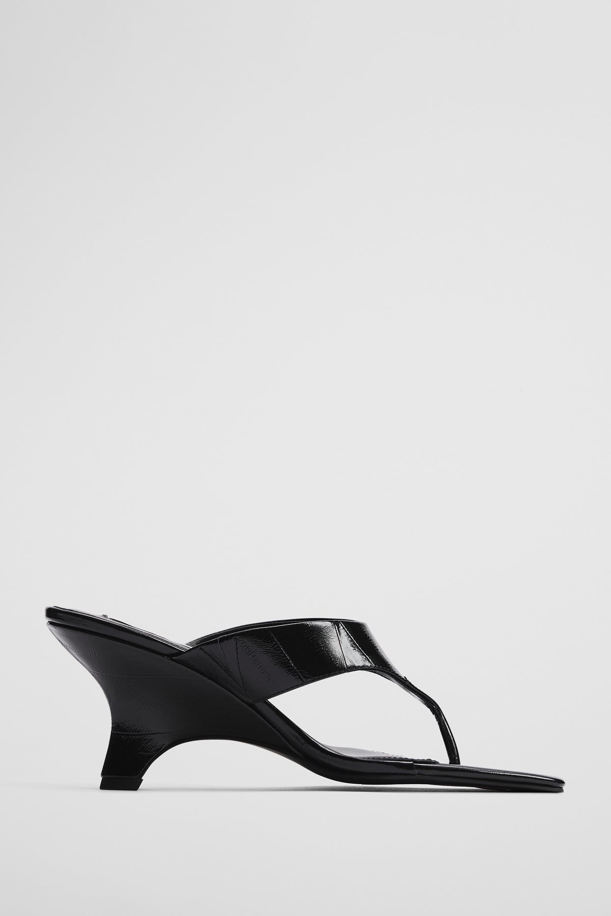 Olivia Wedge