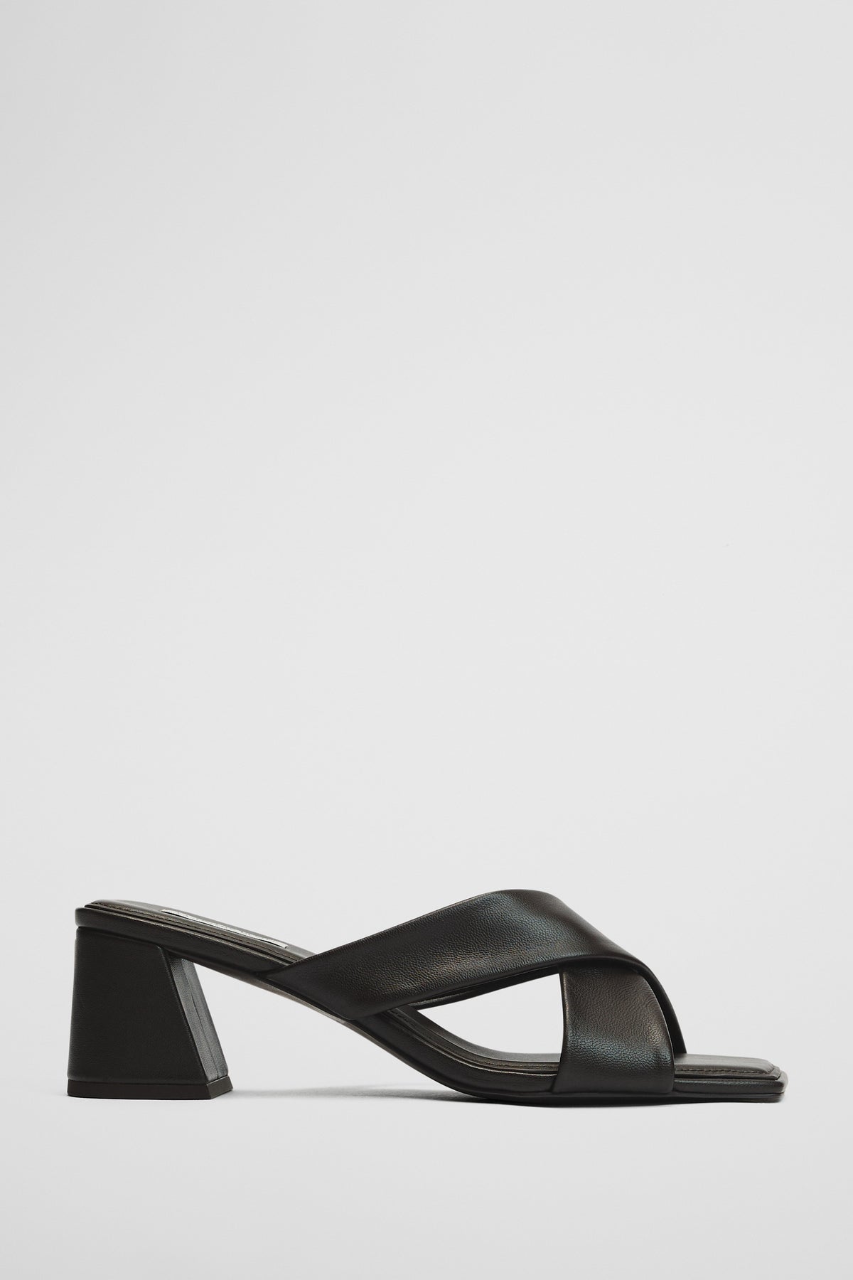 Lily Heel