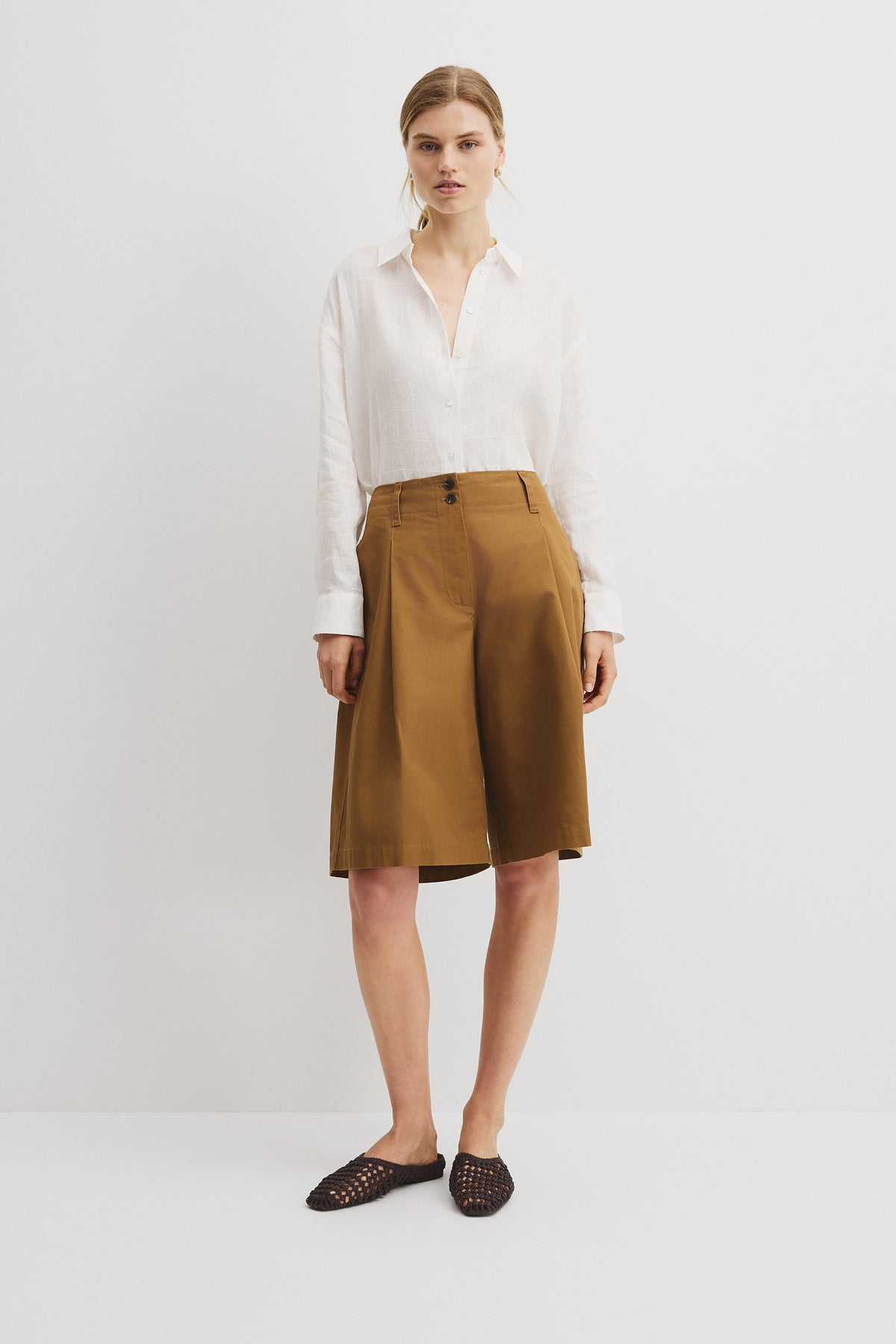 Relaxed Long Sleeve Linen Shirt