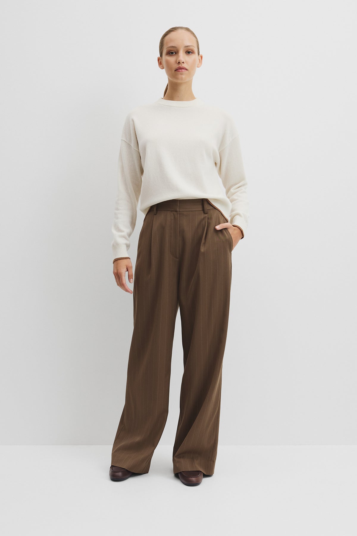 Tipped Crew Neck Knit
