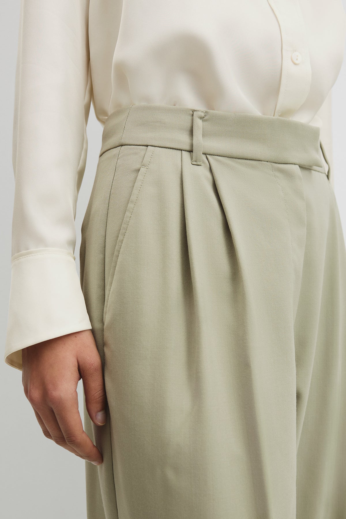 Wool Blend Tailored Pant